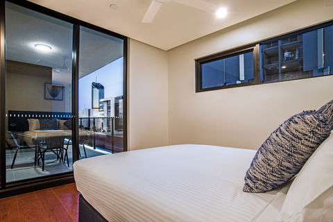 Arise Atlas - Tourism Caloundra 15