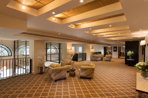 Mayfair Hotel - Tourism Caloundra 10