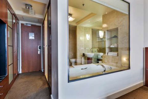 Peppers Waymouth Hotel - Tourism Caloundra 5