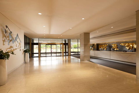 Hilton Adelaide - Tourism Caloundra 2