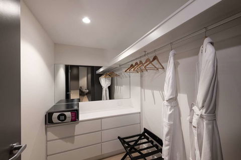 Hilton Adelaide - Tourism Caloundra 16