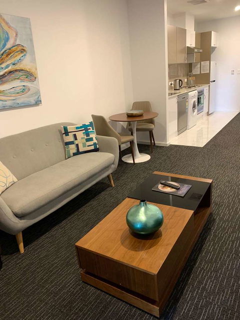 Adelaide Dress Circle Apartments - Tourism Caloundra 9