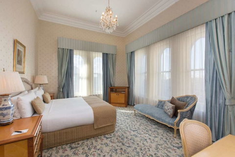 The Hotel Windsor - Tourism Caloundra 13