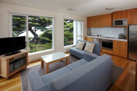 Mantra Lorne - Tourism Caloundra 13