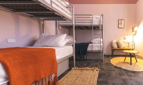 United Backpackers - Tourism Caloundra 4