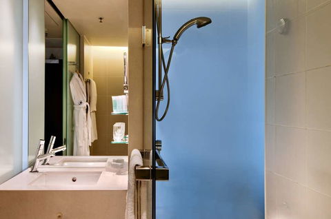 Hilton Sydney - Tourism Caloundra 7