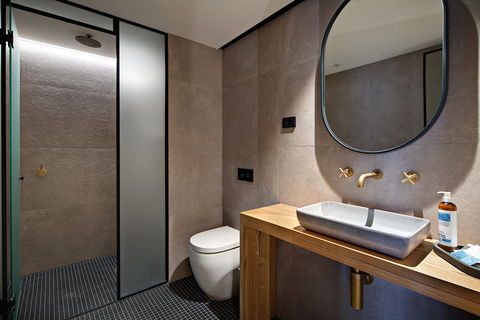 Zara Tower Serviced Apartments - Tourism Caloundra 6