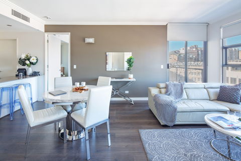 Zara Tower Serviced Apartments - Tourism Caloundra 12
