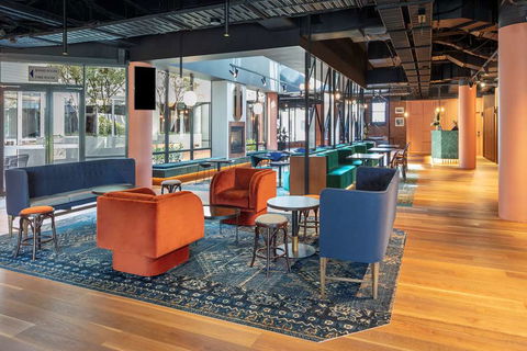 Amora Hotel Riverwalk Melbourne - Tourism Caloundra 3
