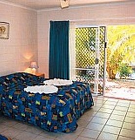 Colonial Palms Motor Inn - Tourism Caloundra 0