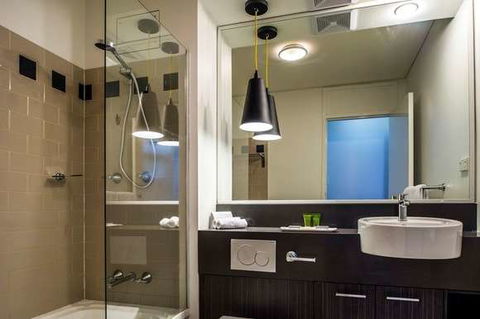 Mantra on Hay - Tourism Caloundra 2