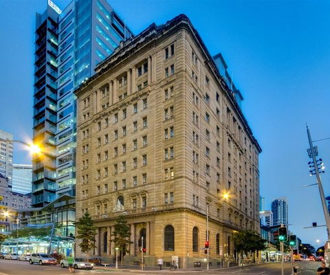MacArthur Chambers - Tourism Caloundra 0