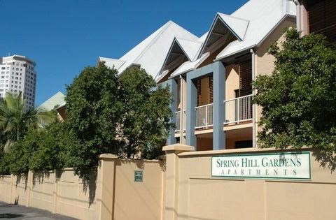 Spring Hill Gardens Apartments - Tourism Caloundra 0