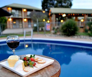 Statesman Motor Inn - Tourism Caloundra 1