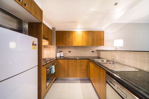 Astra Sydney-Hosking Place - Tourism Caloundra 1