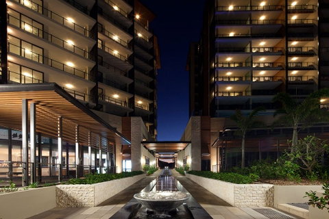 Oaks Mon Komo - Tourism Caloundra 0
