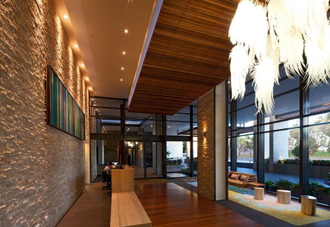 Oaks Mon Komo - Tourism Caloundra 1