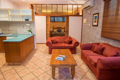 Blue Seas Resort - Tourism Caloundra 2