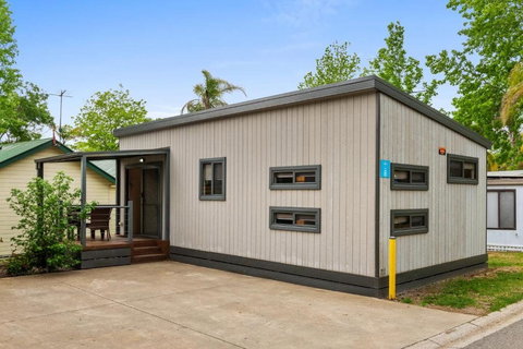 Discovery Parks Lake Hume - Tourism Caloundra 1