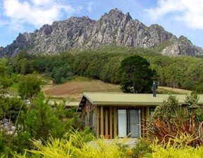 Silver Ridge Retreat - Tourism Caloundra 0