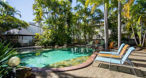 The Beach Motel Hervey Bay - Tourism Caloundra 2