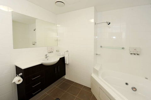 Gladstone City Central - Tourism Caloundra 1