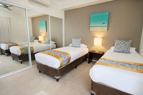 Gladstone City Central - Tourism Caloundra 2
