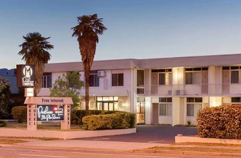 Posthouse MotorLodge - Tourism Caloundra 1