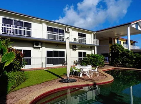 Barrier Reef Motel - Tourism Caloundra 0