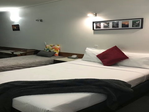 Ayr Traveller's Motel - Tourism Caloundra 11