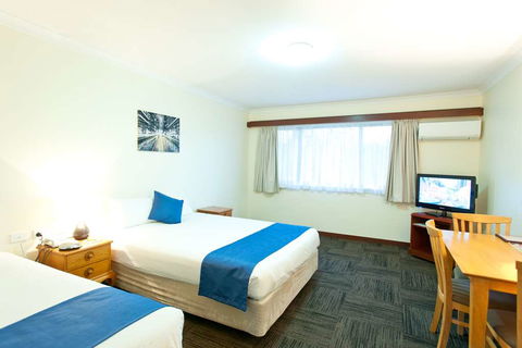 Admiral Motel Bunbury - Tourism Caloundra 1