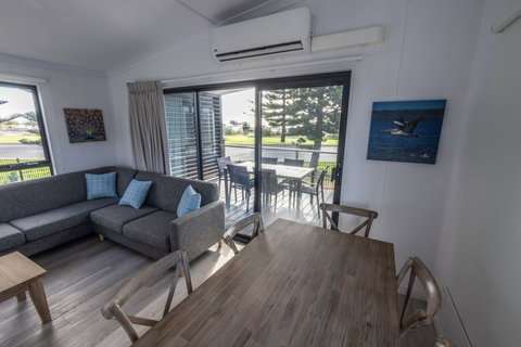 Discovery Parks Koombana Bay - Tourism Caloundra 9