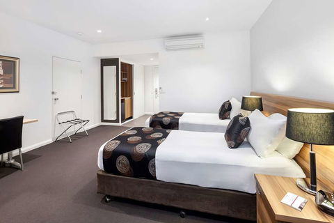 Best Western Plus Ballarat Suites - Tourism Caloundra 10