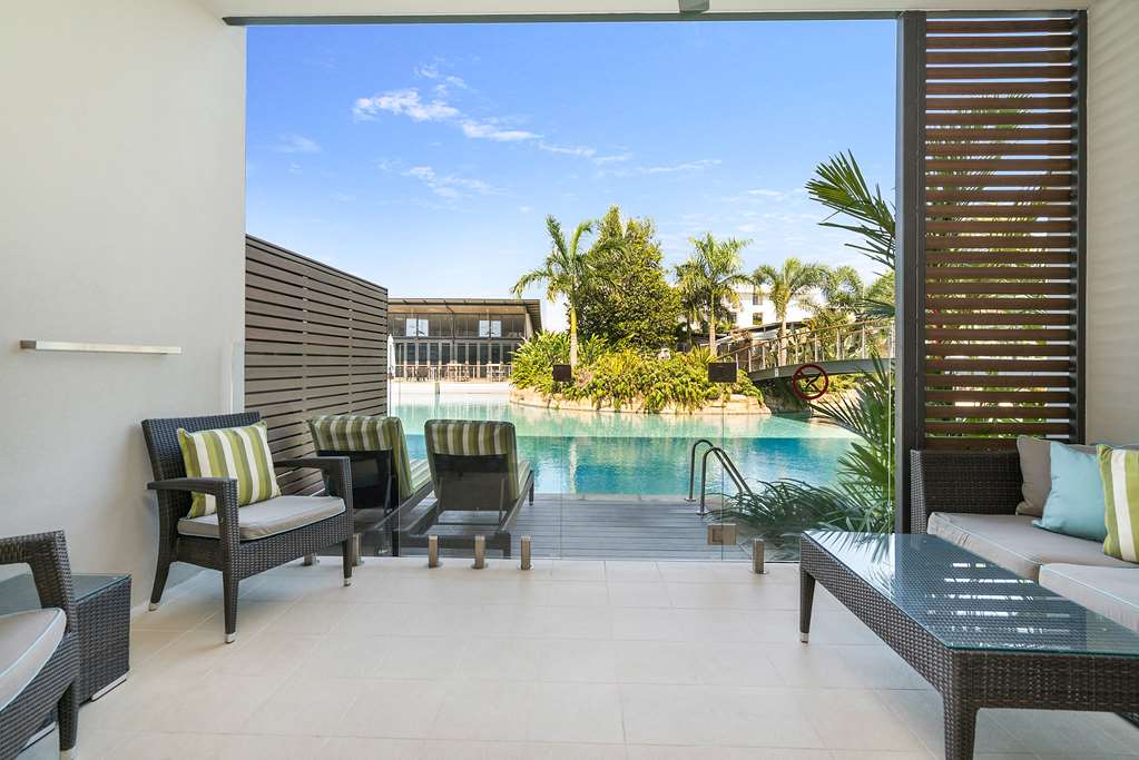 Darwin NT Tourism Caloundra