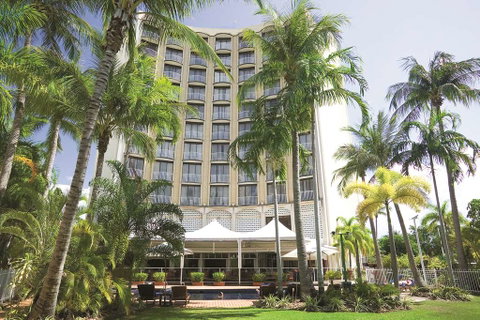 DoubleTree by Hilton Hotel Darwin - Tourism Caloundra 1