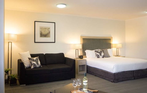 H on Smith Hotel - Tourism Caloundra 15