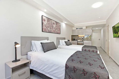 Argus Hotel Darwin - Tourism Caloundra 3