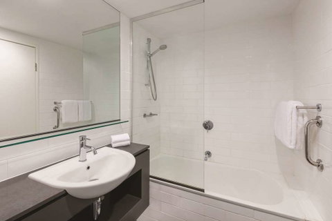 Vibe Hotel Darwin Waterfront - Tourism Caloundra 5