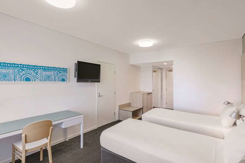 Vibe Hotel Darwin Waterfront - Tourism Caloundra 9