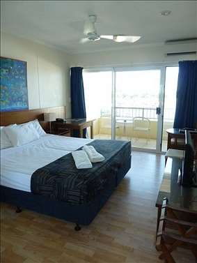 Cullen Bay Resorts - Tourism Caloundra 4
