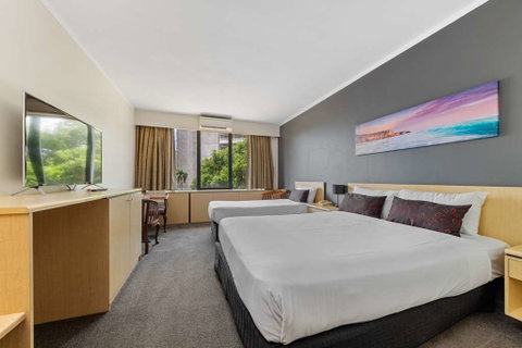 Hotel Frontier Darwin - Tourism Caloundra 3