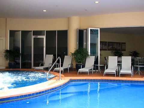 MacArthur Chambers - Tourism Caloundra 2