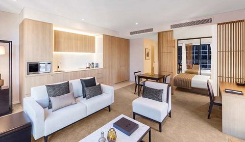 Skye Hotel Suites - Tourism Caloundra 2