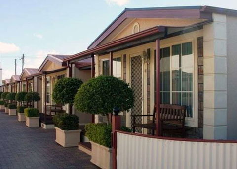 Comfort Inn Crystal - Tourism Caloundra 1
