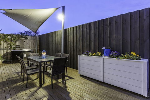 Quest Werribee - Tourism Caloundra 1