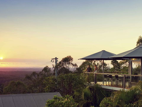 Mercure Clear Mountain Lodge - Tourism Caloundra 1