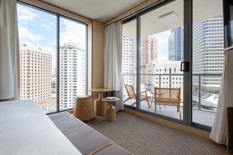 Zara Tower Serviced Apartments - Tourism Caloundra 1