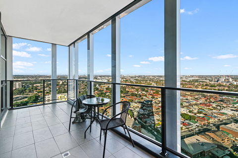 Astra Apartments Parramatta - Skyrise - Tourism Caloundra 1