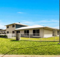 Econo Lodge Beachside - Tourism Caloundra