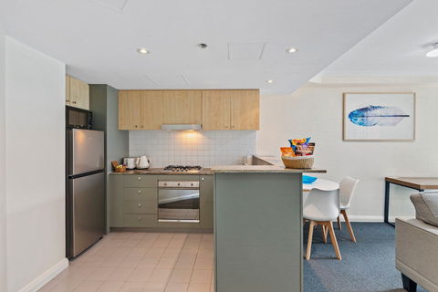 Astra Apartments Chatswood - Tourism Caloundra 0